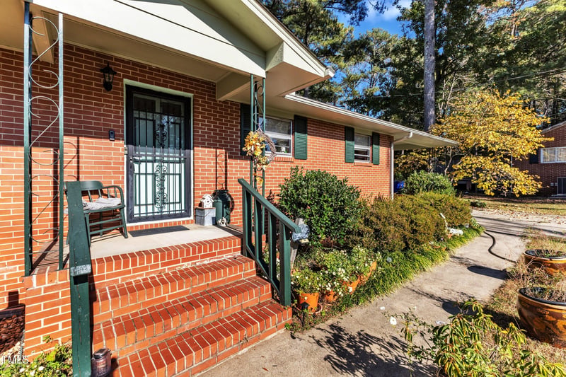 3722 Kenmore Rd, Durham, NC 27705
