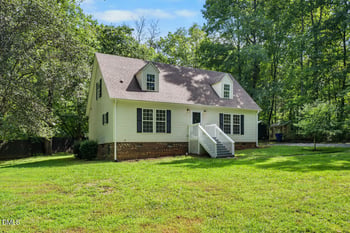 3722 Krystle Ct, Hillsborough, NC 27278