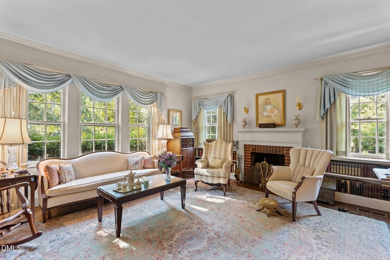 3724 Hope Valley Rd, Durham, NC 27707