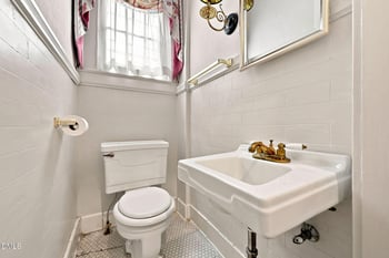 3724 Hope Valley Rd, Durham, NC 27707