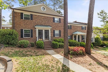 3726 Jamestown Cir, Raleigh, NC 27609