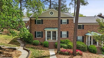 3726 Jamestown Cir, Raleigh, NC 27609