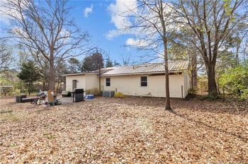 3726 Pioneer Dr, Hope Mills, NC 28348