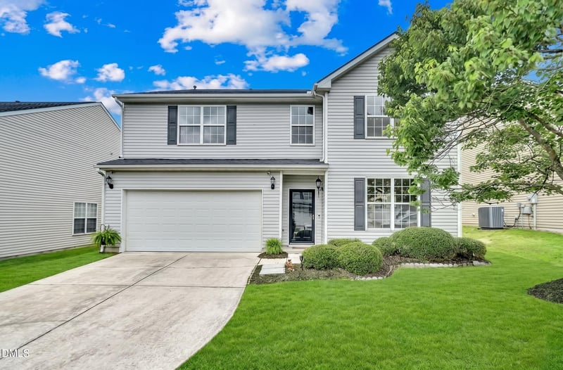 3726 Rivermist Dr, Raleigh, NC 27610