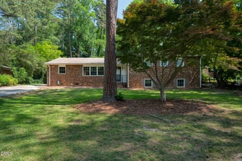 3726 Swift Dr, Raleigh, NC 27606