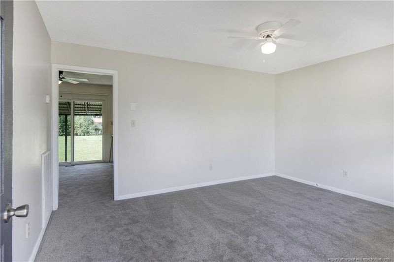 3726 Yorktown Rd, Hope Mills, NC 28348