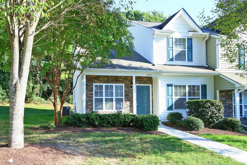 3727 Bison Hill Ln, Raleigh, NC 27604
