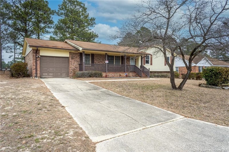 3728 Masters Dr, Hope Mills, NC 28348