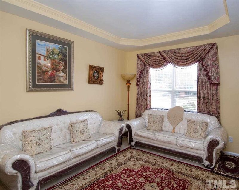 3729 Appling Way, Durham, NC 27703