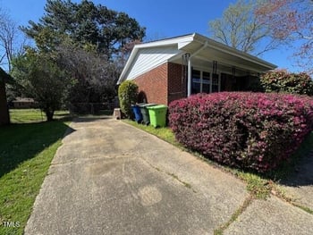 3729 Arrowwood Dr, Raleigh, NC 27604