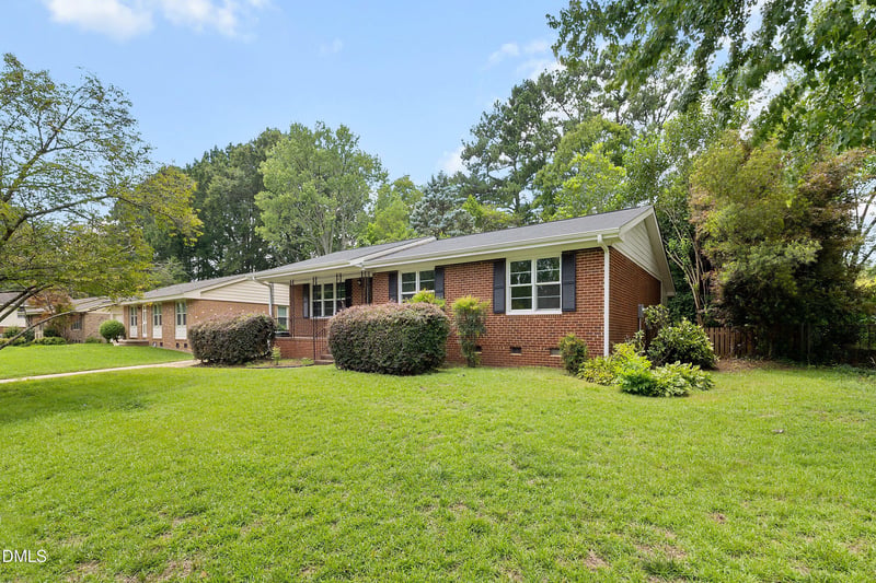 3729 Arrowwood Dr, Raleigh, NC 27604