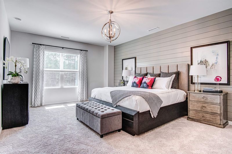 3729 Putnam Rd, Raleigh, NC 27610
