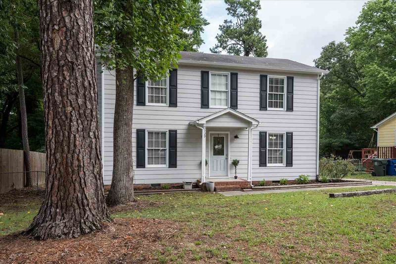 3729 Summer Pl, Raleigh, NC 27604