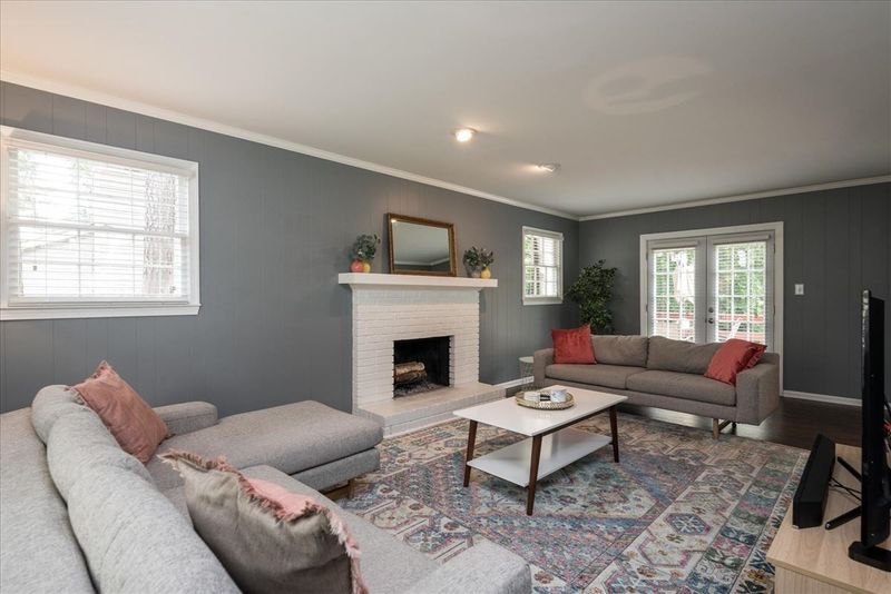 3729 Summer Pl, Raleigh, NC 27604