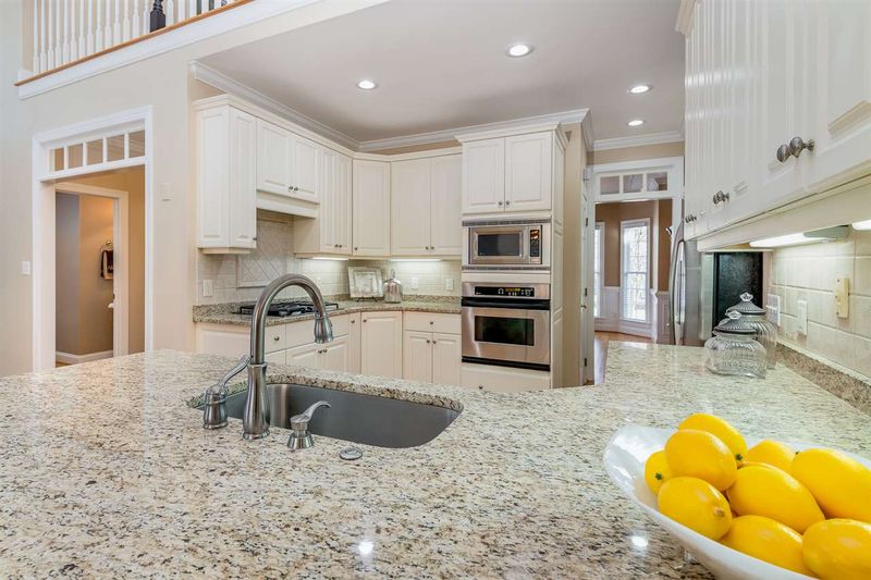 3729 Wesley Ridge Dr, Apex, NC 27539