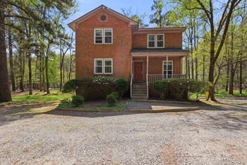 373 Umstead Dr #A-B, Chapel Hill, NC 27516