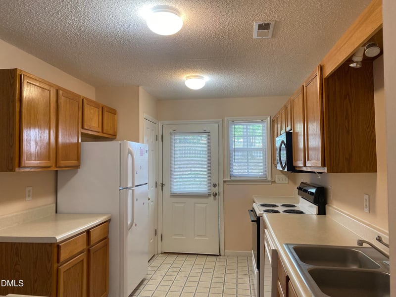 3730 Votive Ln, Raleigh, NC 27604