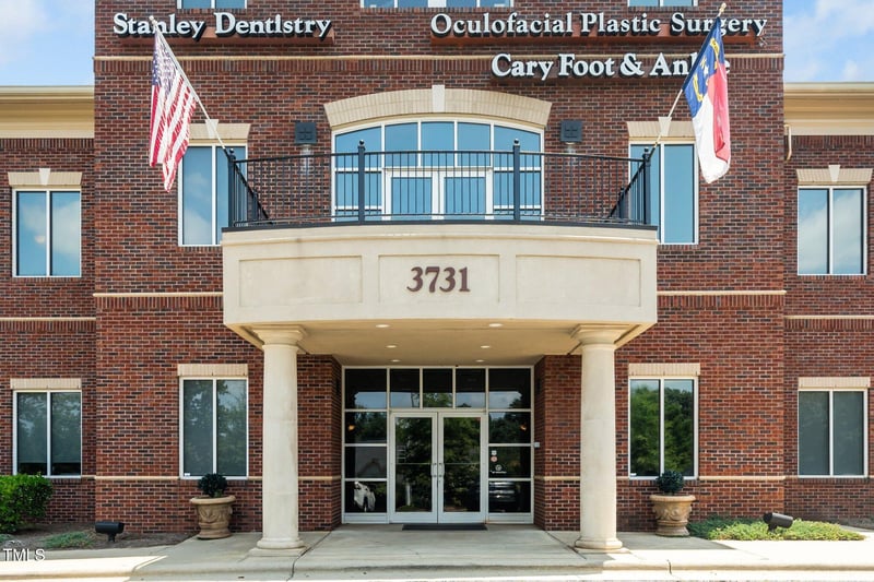 3731 Cary Pw #100, Cary, NC 27513