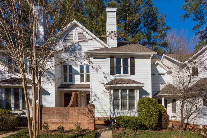 3732 Carnegie Ln, Raleigh, NC 27612