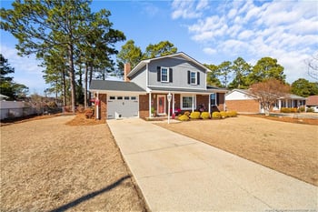 3732 Floyd Dr, Hope Mills, NC 28348