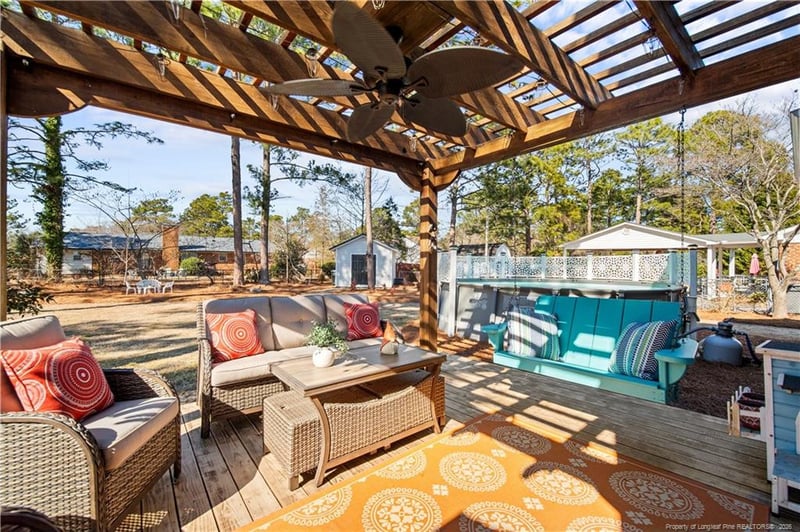 3732 Floyd Dr, Hope Mills, NC 28348