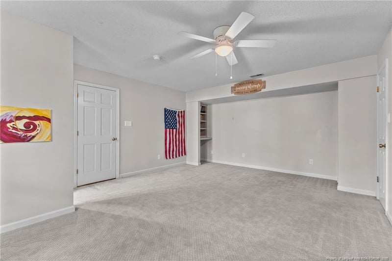 3732 Hillcrest St, Hope Mills, NC 28348