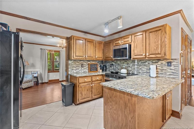 3732 Hillcrest St, Hope Mills, NC 28348