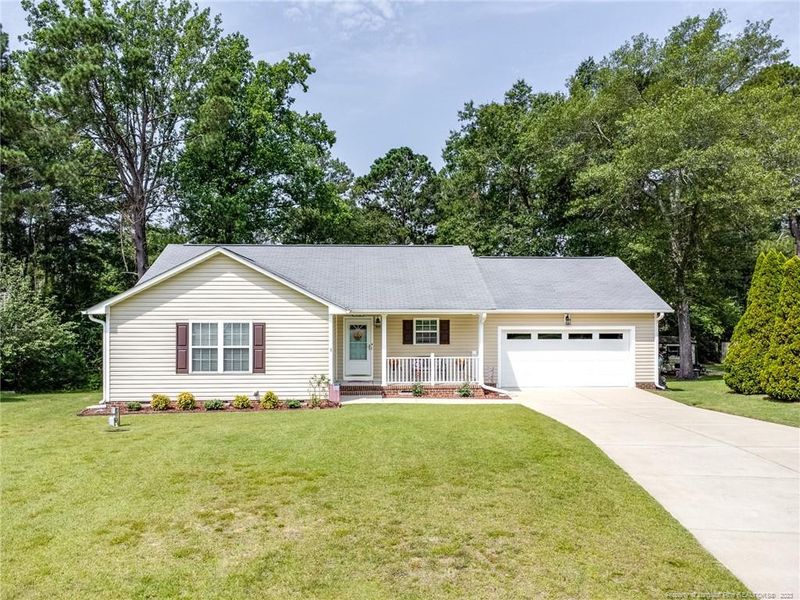 3732 Maranatha Dr, Hope Mills, NC 28348
