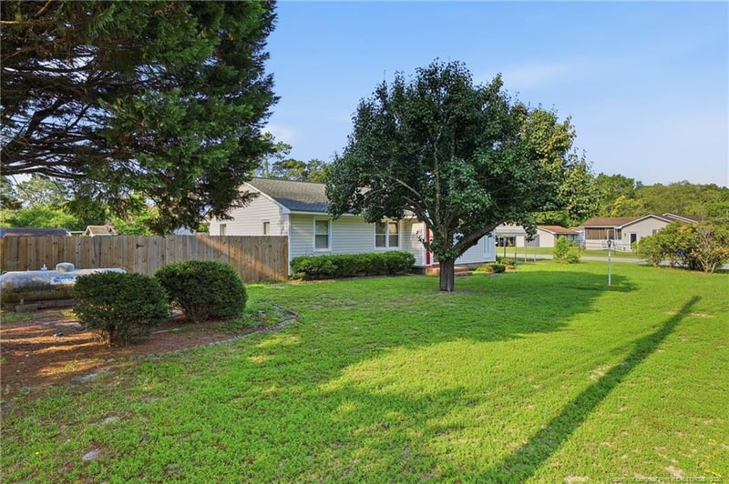 3733 Carlos Ave, Fayetteville, NC 28306