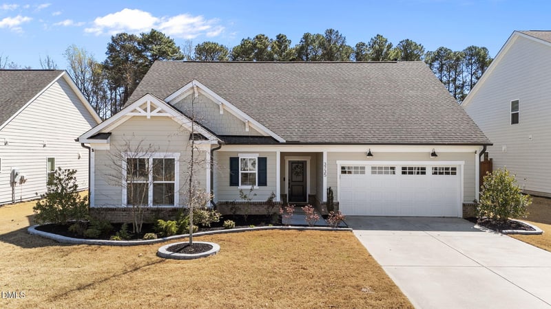 3735 Autumn Creek Dr, Fuquay Varina, NC 27526