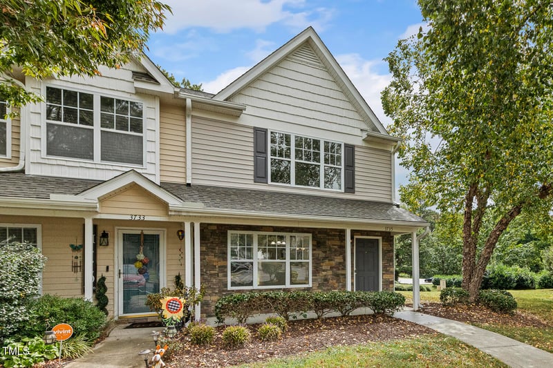3735 Bison Hill Ln, Raleigh, NC 27604