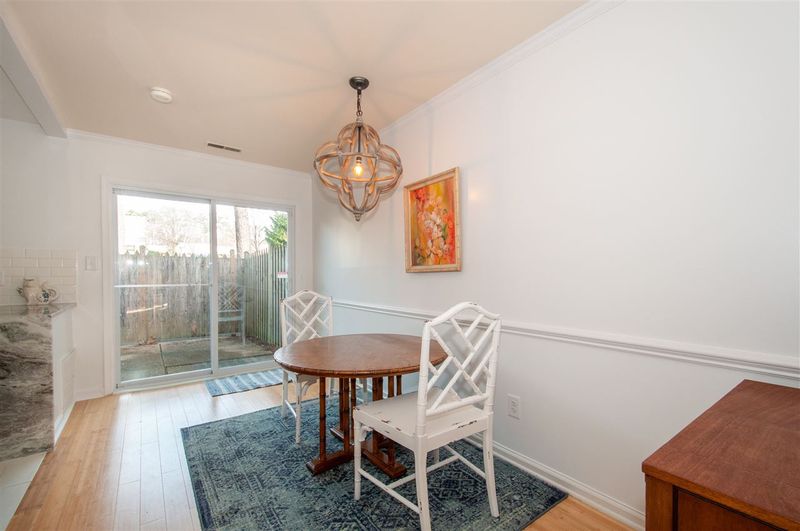 3735 Jamestown Cir, Raleigh, NC 27609