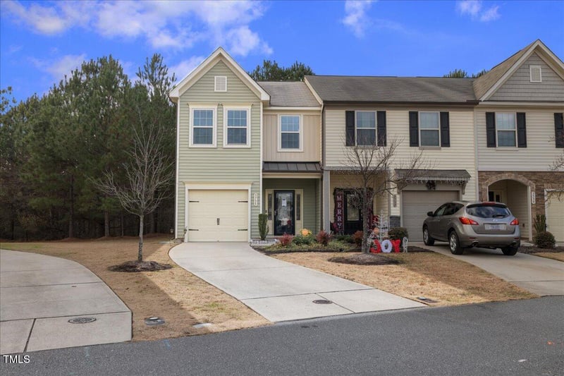 3735 Landshire View Ln, Raleigh, NC 27616