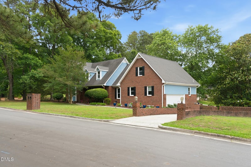 3735 Stoneybrook Dr, Durham, NC 27705