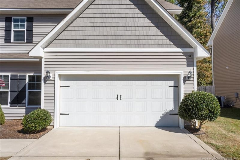 3736 Badin Lake Ln, Fayetteville, NC 28314
