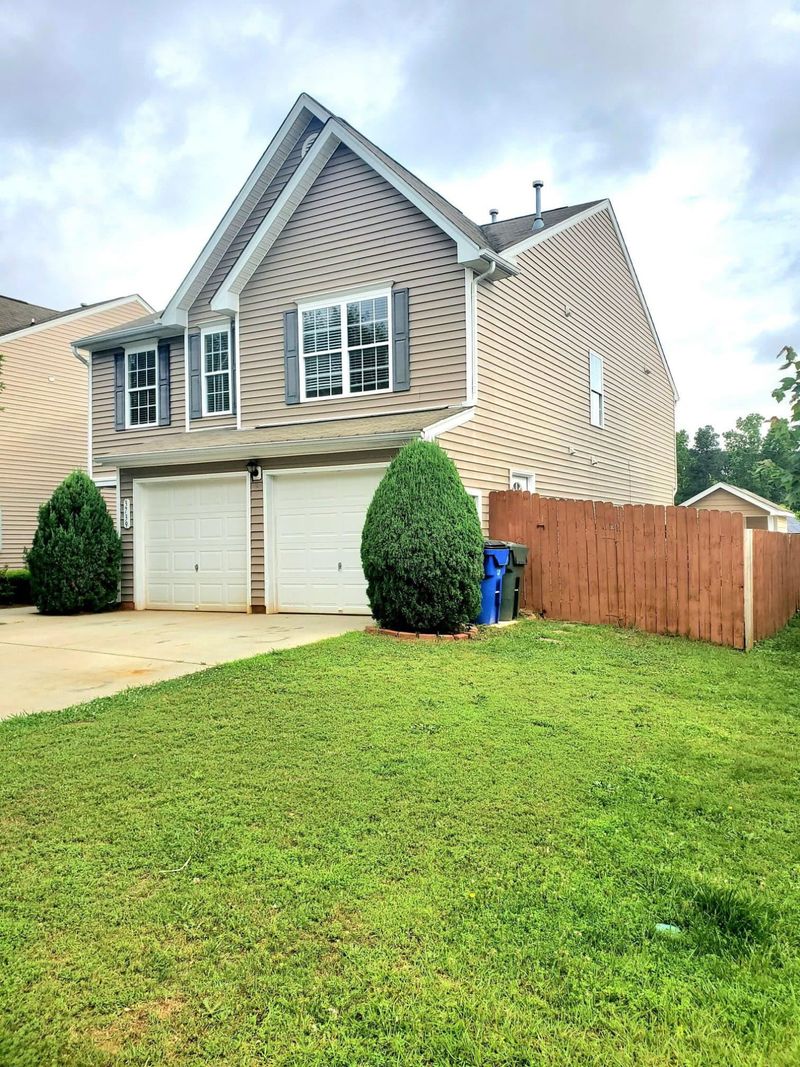 3739 Burtons Barn St, Raleigh, NC 27610