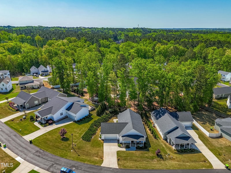 374 Ashley Woods Ct, Clayton, NC 27527