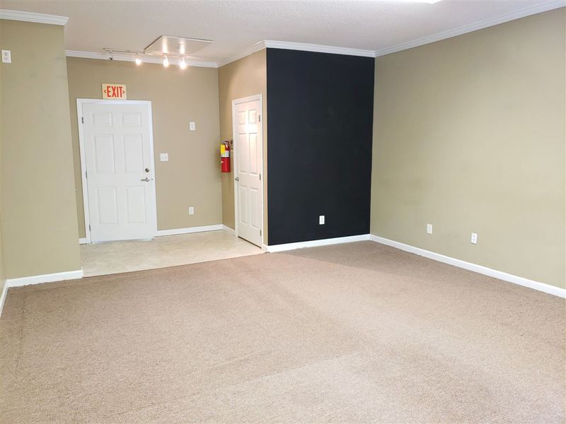 3741 Junction Blvd, Raleigh, NC 27603