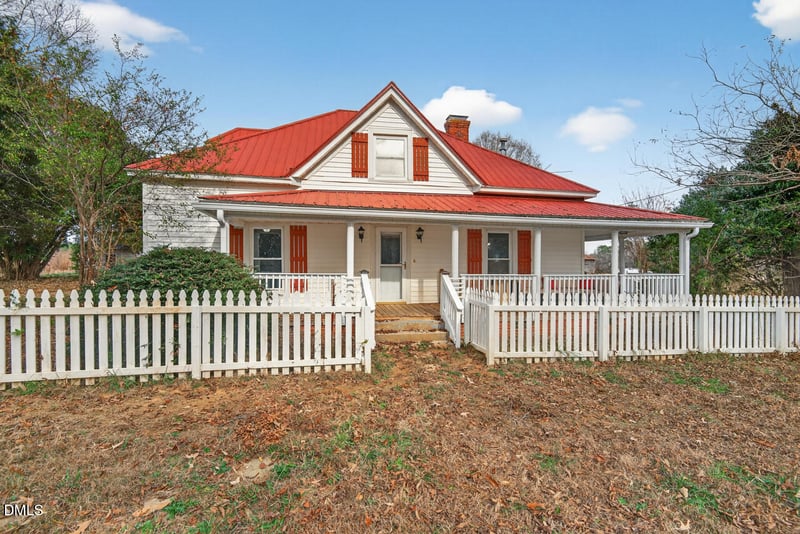 3744 Russell Rd, Graham, NC 27253