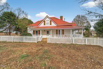 3744 Russell Rd, Graham, NC 27253