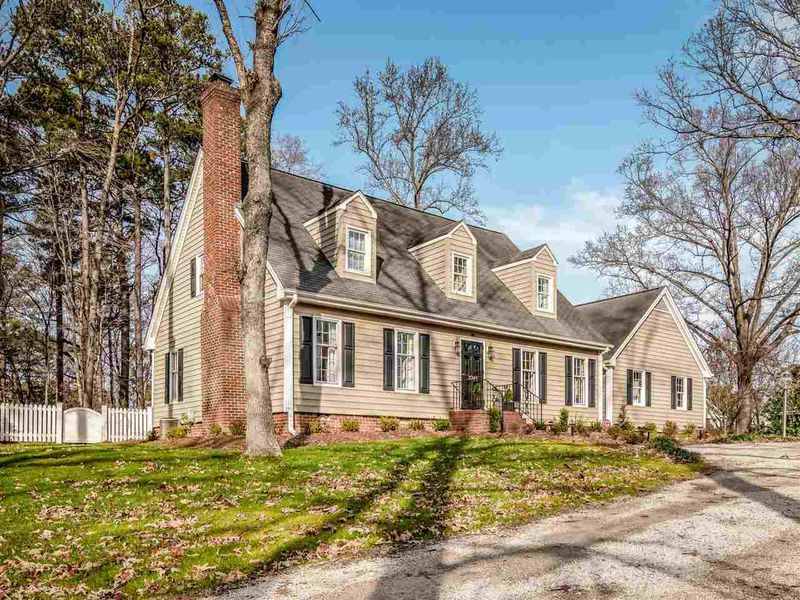 3745 Lassiter Mill Rd, Raleigh, NC 27609