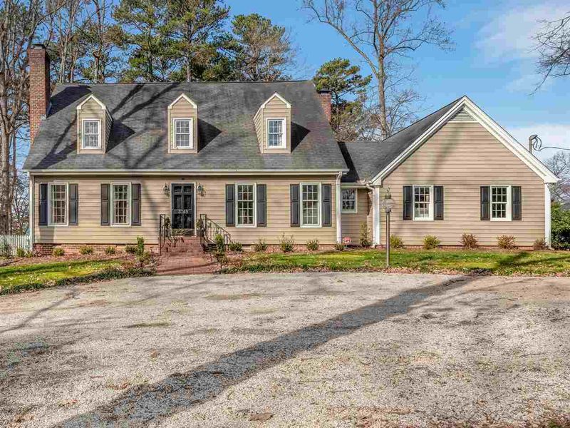 3745 Lassiter Mill Rd, Raleigh, NC 27609