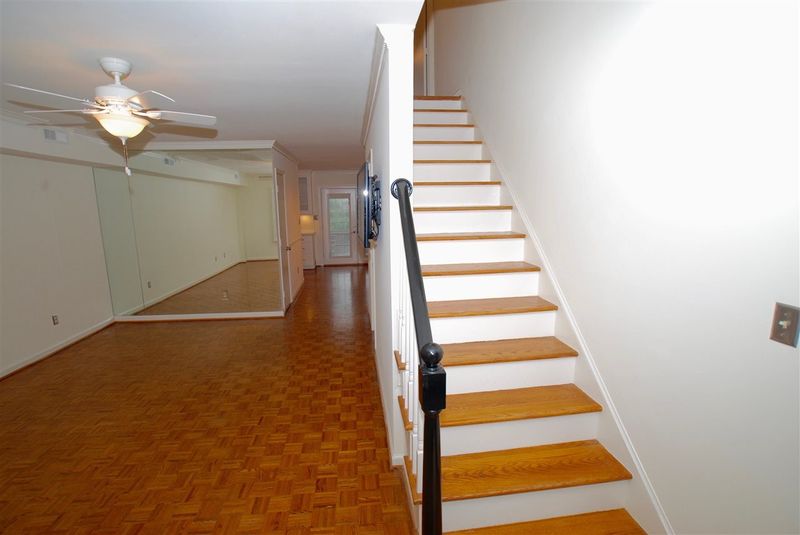 3747 Jamestown Cir #3747, Raleigh, NC 27609