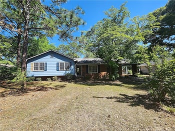 3748 Masters Dr, Hope Mills, NC 28348