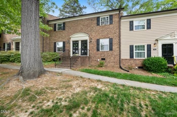 3749 Yorktown Pl, Raleigh, NC 27609