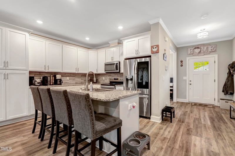 375 Alcock Ln, Youngsville, NC 27596