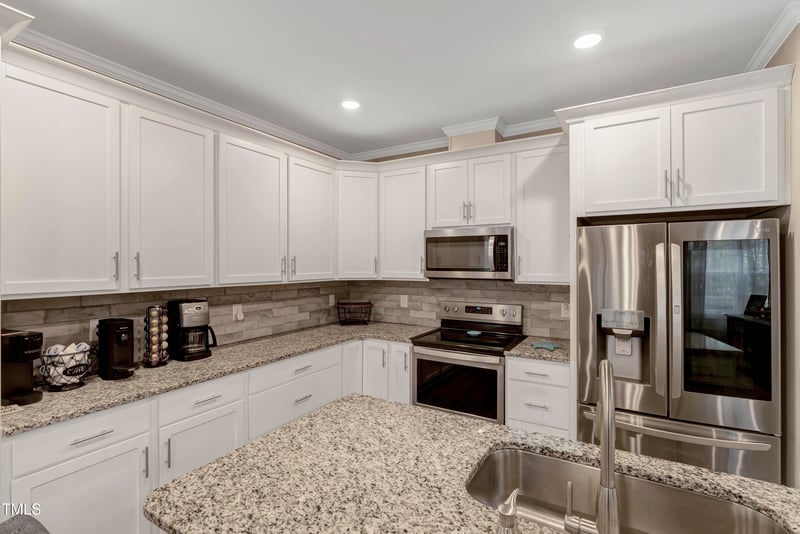 375 Alcock Ln, Youngsville, NC 27596