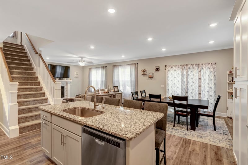375 Alcock Ln, Youngsville, NC 27596