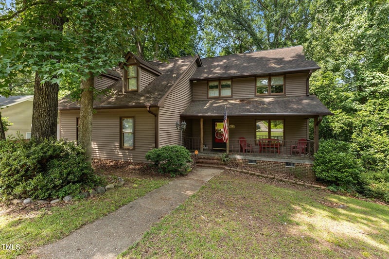 375 Conifer Dr, Fayetteville, NC 28314