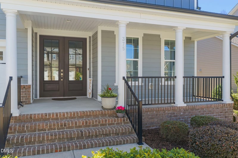 375 Stonehouse Dr, Apex, NC 27523